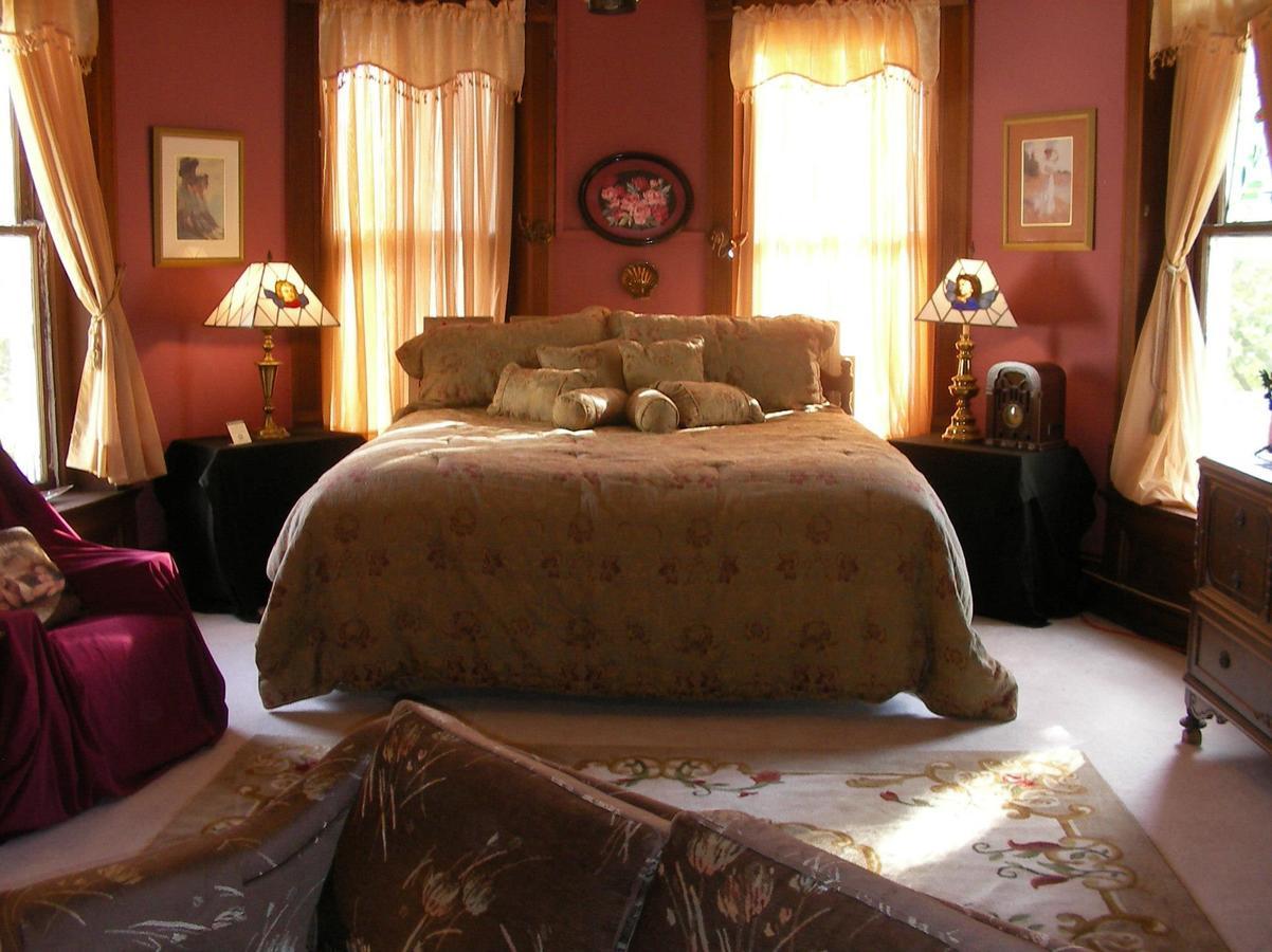 Riverview Mansion Hotel Golconda Bilik gambar